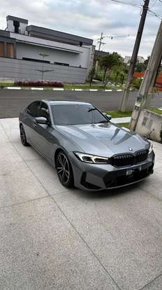 BMW-320i-2022