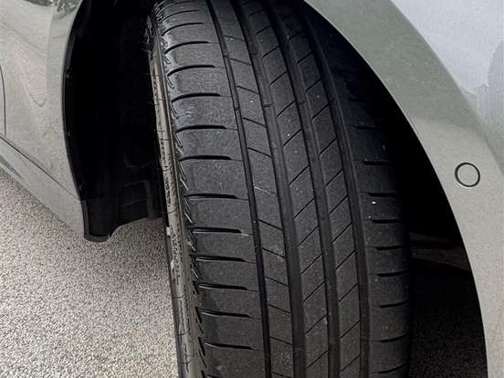 BMW-320i-2.0 16V TURBO FLEX M SPORT AUTOMÁTICO BMW-320i-2022