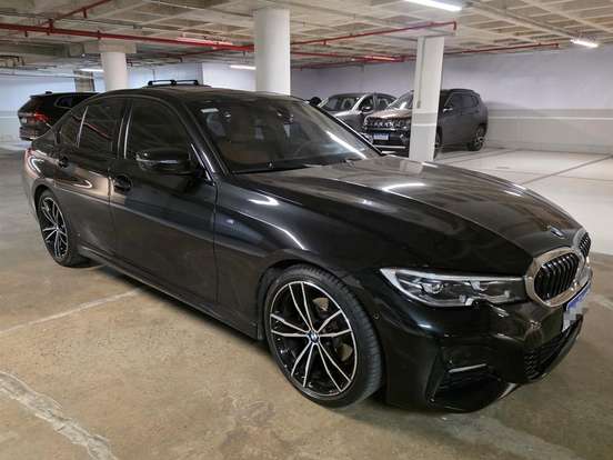 BMW-320i-2.0 16V TURBO GASOLINA M SPORT AUTOMÁTICO BMW-320i-2020