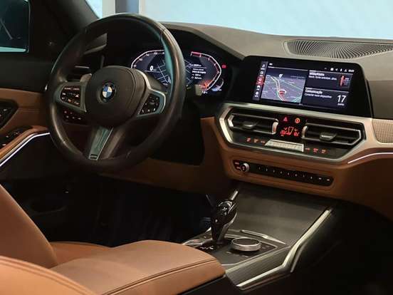 BMW-320i-2.0 16V TURBO GASOLINA M SPORT AUTOMÁTICO BMW-320i-2020