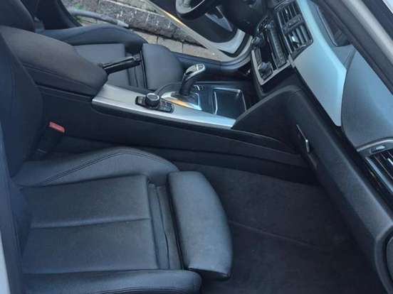BMW-320i-2.0 SPORT GP 16V TURBO ACTIVE FLEX 4P AUTOMÁTICO BMW-320i-2018