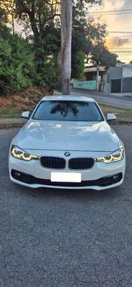 BMW-320i-2018