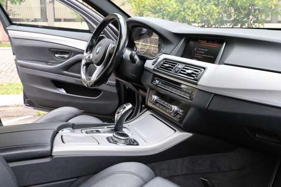 BMW-528i-2014