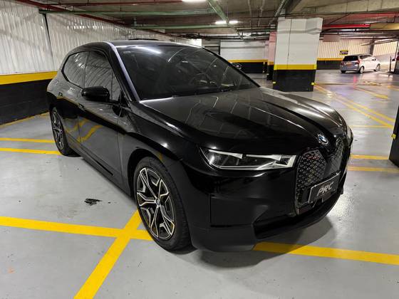 BMW iX ELÉTRICO XDRIVE40