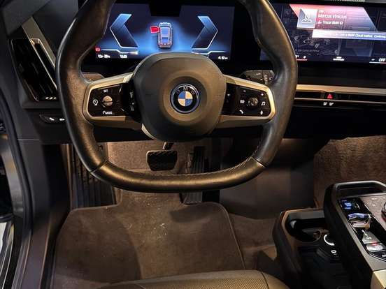 BMW-iX-ELÉTRICO XDRIVE40 BMW-iX-2022