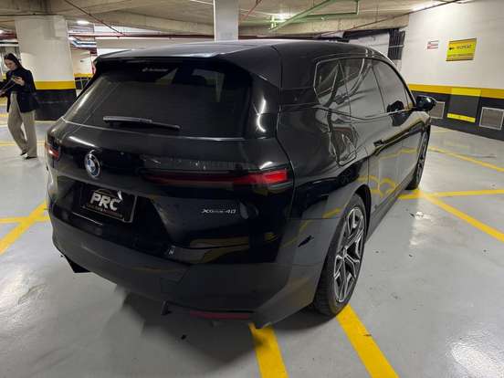 BMW-iX-2022