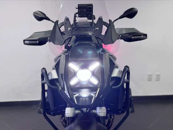BMW-R 1300 GS TRIPLE BLACK BMW-R 1300 GS TRIPLE BLACK-2025