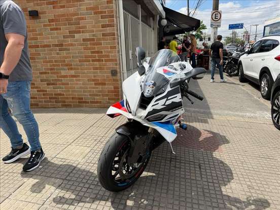 BMW-S 1000 RR M CARBON BMW-S 1000 RR M CARBON-2025