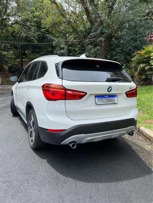 BMW-X1-2.0 16V TURBO ACTIVEFLEX SDRIVE20I X-LINE 4P AUTOMÁTICO BMW-X1-2016