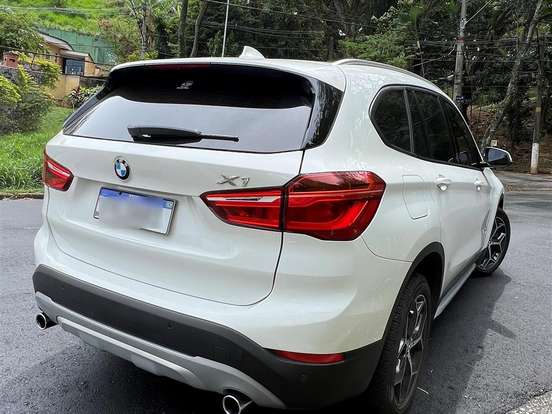 BMW-X1-2.0 16V TURBO ACTIVEFLEX SDRIVE20I X-LINE 4P AUTOMÁTICO BMW-X1-2016