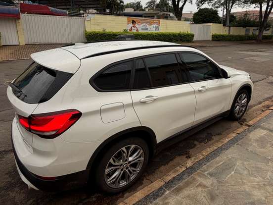 BMW-X1-2.0 16V TURBO ACTIVEFLEX SDRIVE20I X-LINE PLUS 4P AUTOMÁTICO BMW-X1-2021