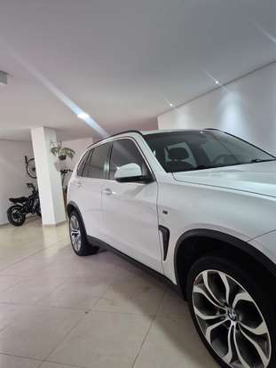 BMW-X5-2016