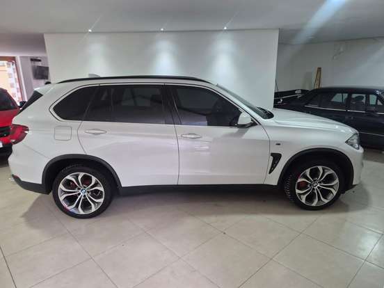 BMW-X5-2016