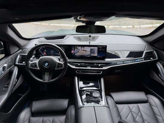 BMW-X6-2023