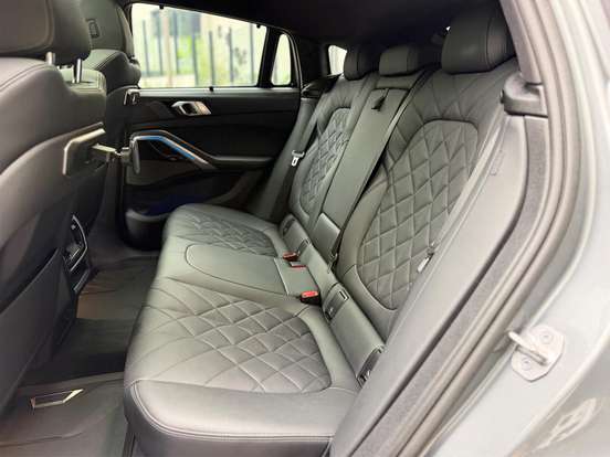 BMW-X6-3.0 TWINPOWER GASOLINA XDRIVE40I M SPORT AUTOMÁTICO BMW-X6-2023