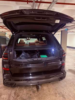 BMW-X7-2024