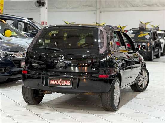 CHEVROLET-CORSA-2011