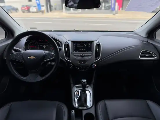 CHEVROLET-CRUZE-2019