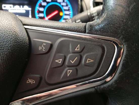 CHEVROLET-CRUZE-2017