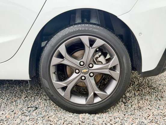 CHEVROLET-CRUZE-2017