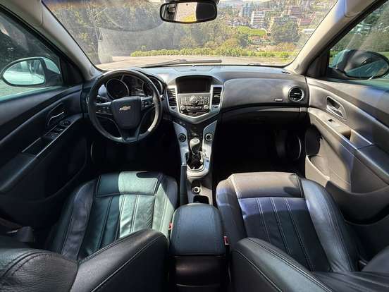 CHEVROLET-CRUZE-1.8 LT 16V FLEX 4P MANUAL CHEVROLET-CRUZE-2012