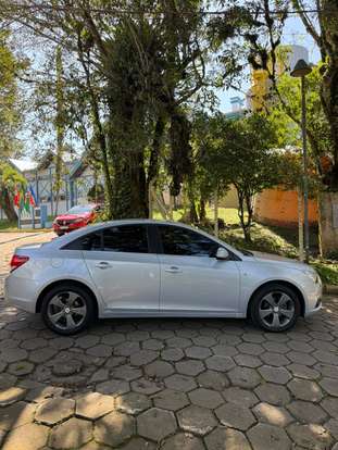 CHEVROLET-CRUZE-2012