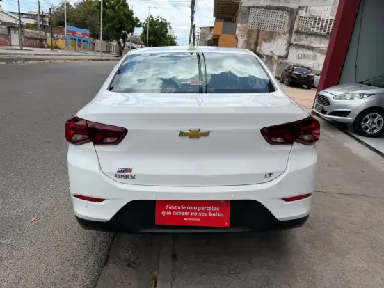 CHEVROLET-ONIX-2022