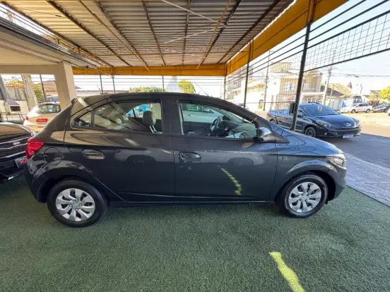 CHEVROLET-ONIX-1.0 MPFI LT 8V FLEX 4P MANUAL CHEVROLET-ONIX-2018