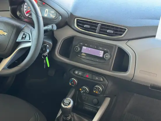 CHEVROLET-ONIX-2018