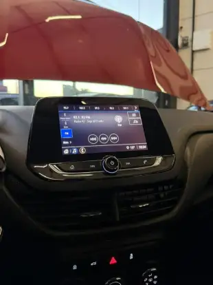 CHEVROLET-ONIX-2019