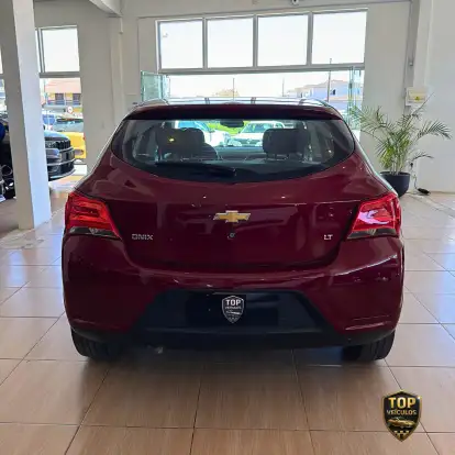 CHEVROLET-ONIX-1.4 MPFI LT 8V FLEX 4P MANUAL CHEVROLET-ONIX-2017