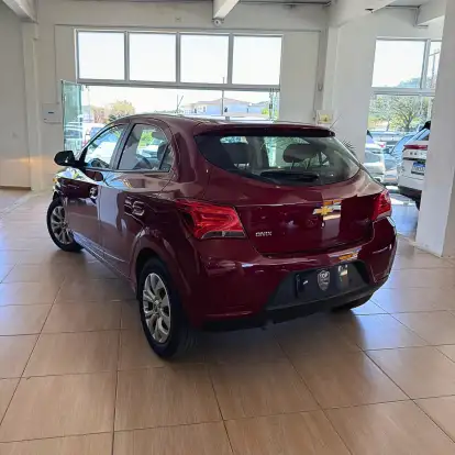 CHEVROLET-ONIX-2017