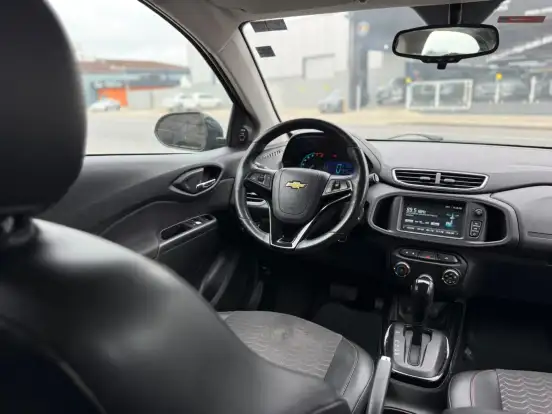 CHEVROLET-ONIX-2018
