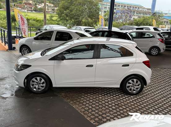 CHEVROLET-ONIX-1.0 MPFI JOY 8V FLEX 4P MANUAL CHEVROLET-ONIX-2019