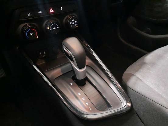 CHEVROLET-ONIX-2022