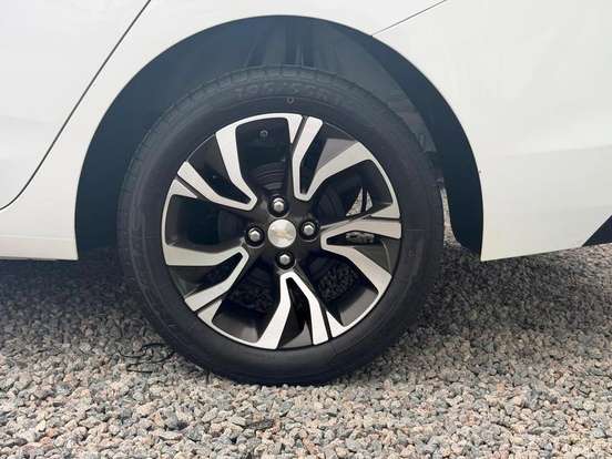 CHEVROLET-ONIX-2024