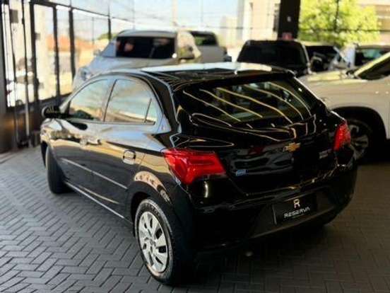 CHEVROLET-ONIX-1.4 MPFI LT 8V FLEX 4P AUTOMÁTICO CHEVROLET-ONIX-2016