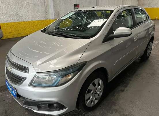 CHEVROLET-ONIX-2012