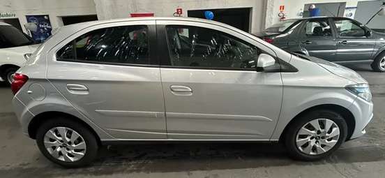 CHEVROLET-ONIX-2012