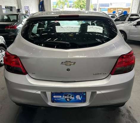 CHEVROLET-ONIX-2012