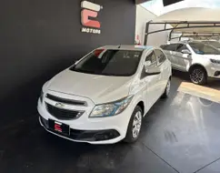 CHEVROLET ONIX 1.4 MPFI LT 8V FLEX 4P MANUAL CHEVROLET ONIX 1.4 MPFI LT 8V FLEX 4P MANUAL