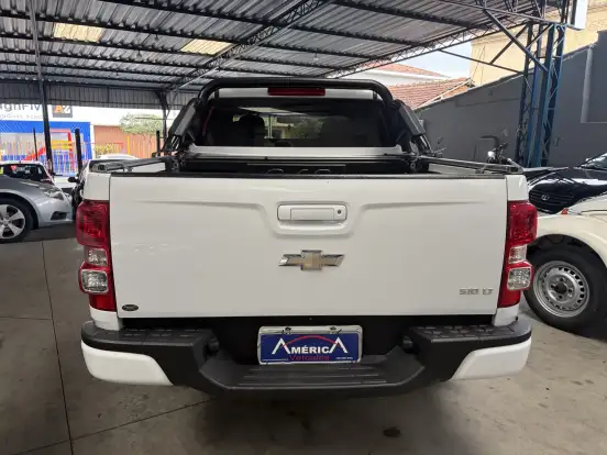 CHEVROLET-S10-2.4 MPFI LT 4X2 CS 8V FLEX 2P MANUAL CHEVROLET-S10-2014