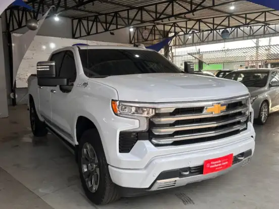 CHEVROLET-SILVERADO-5.3 V8 GASOLINA 1500 HIGH COUNTRY 4X4 AUTOMÁTICO CHEVROLET-SILVERADO-2026