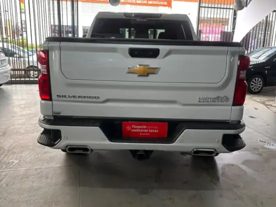 CHEVROLET-SILVERADO-5.3 V8 GASOLINA 1500 HIGH COUNTRY 4X4 AUTOMÁTICO CHEVROLET-SILVERADO-2026