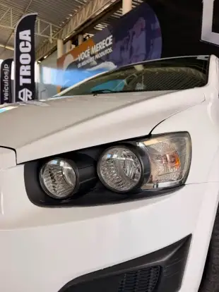 CHEVROLET-SONIC-2012