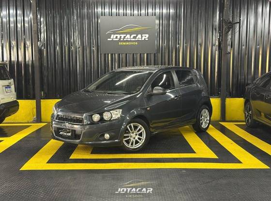 CHEVROLET SONIC 1.6 LTZ 16V FLEX 4P MANUAL