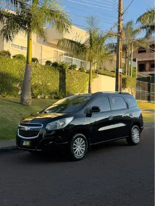 CHEVROLET-SPIN-2013