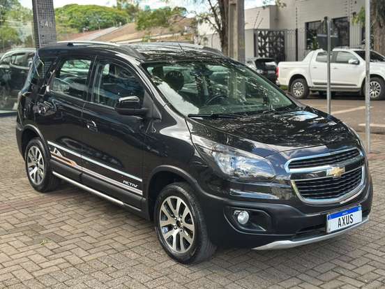 CHEVROLET-SPIN-2015