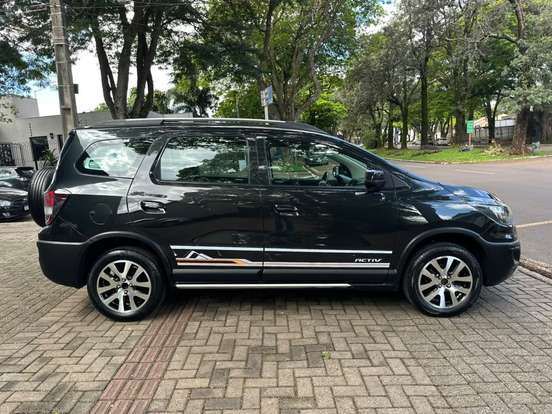 CHEVROLET-SPIN-2015