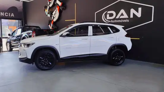 CHEVROLET-TRACKER-2022